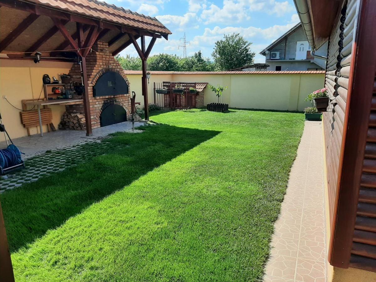 Holiday Home Di More Jagodina Ngoại thất bức ảnh